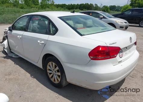 2014 Volkswagen Passat 2.5L Wolfsburg Edition from USA, damaged, VIN 1VWAP7A33EC008114